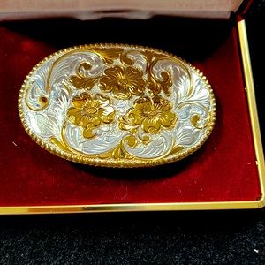 Men’s Vintage beautiful brass belt buckle